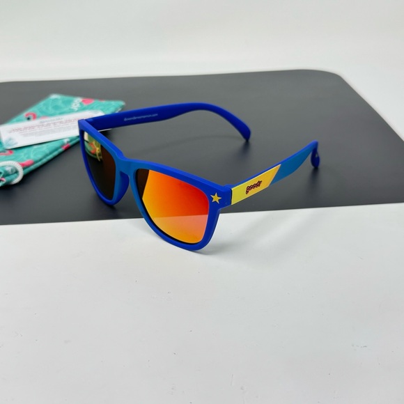 Goodr Marvel DC LTd. Ed. Wonder Woman Sunglasses Wonder Woman Run Wonder woman - Picture 2 of 10